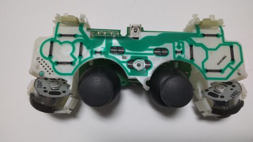 PS3のコントローラーを分解